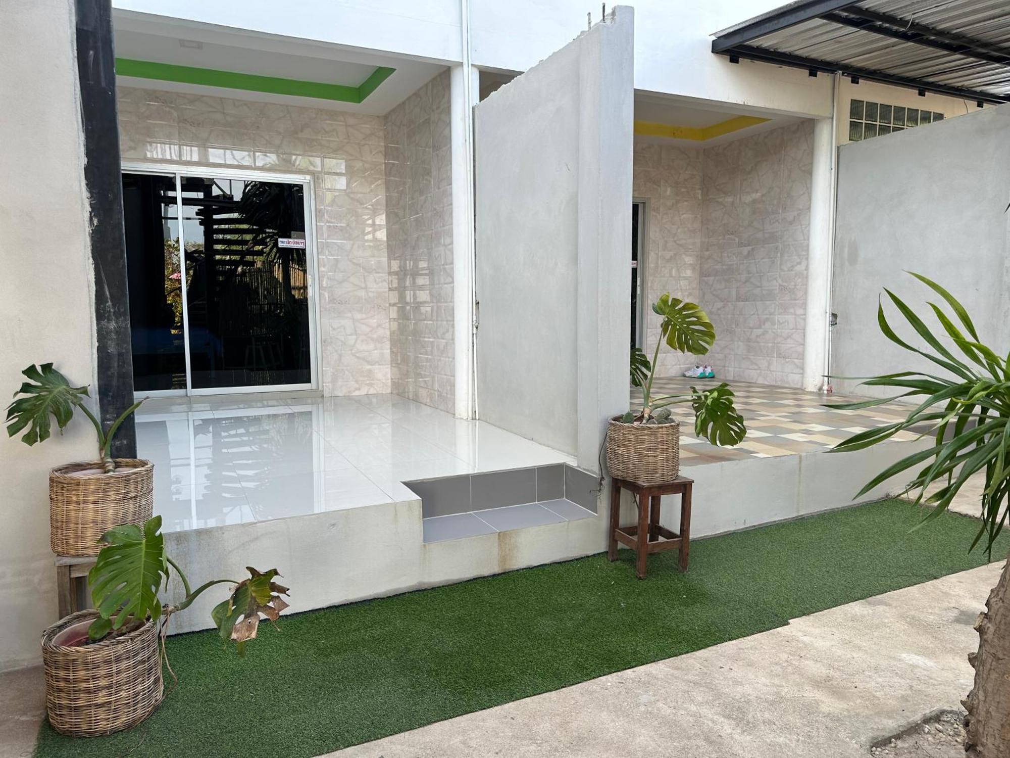 Jingle Bells Resort Koh Larn Exteriör bild