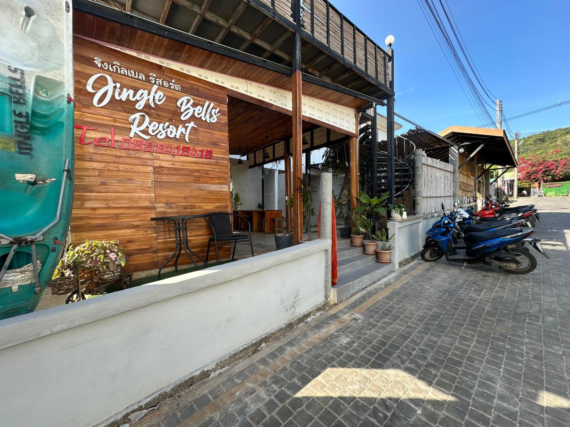 Jingle Bells Resort Koh Larn Exteriör bild