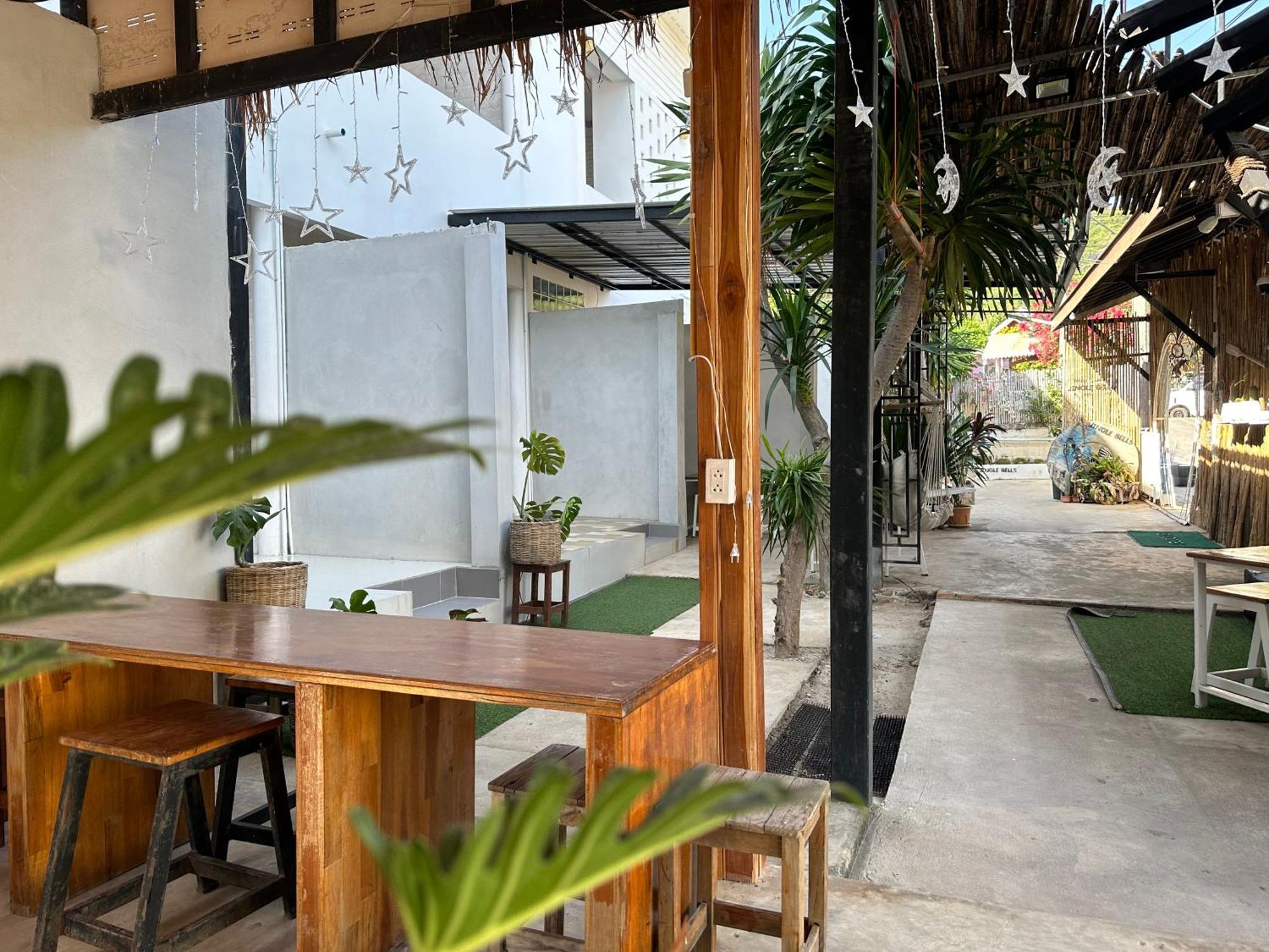 Jingle Bells Resort Koh Larn Exteriör bild