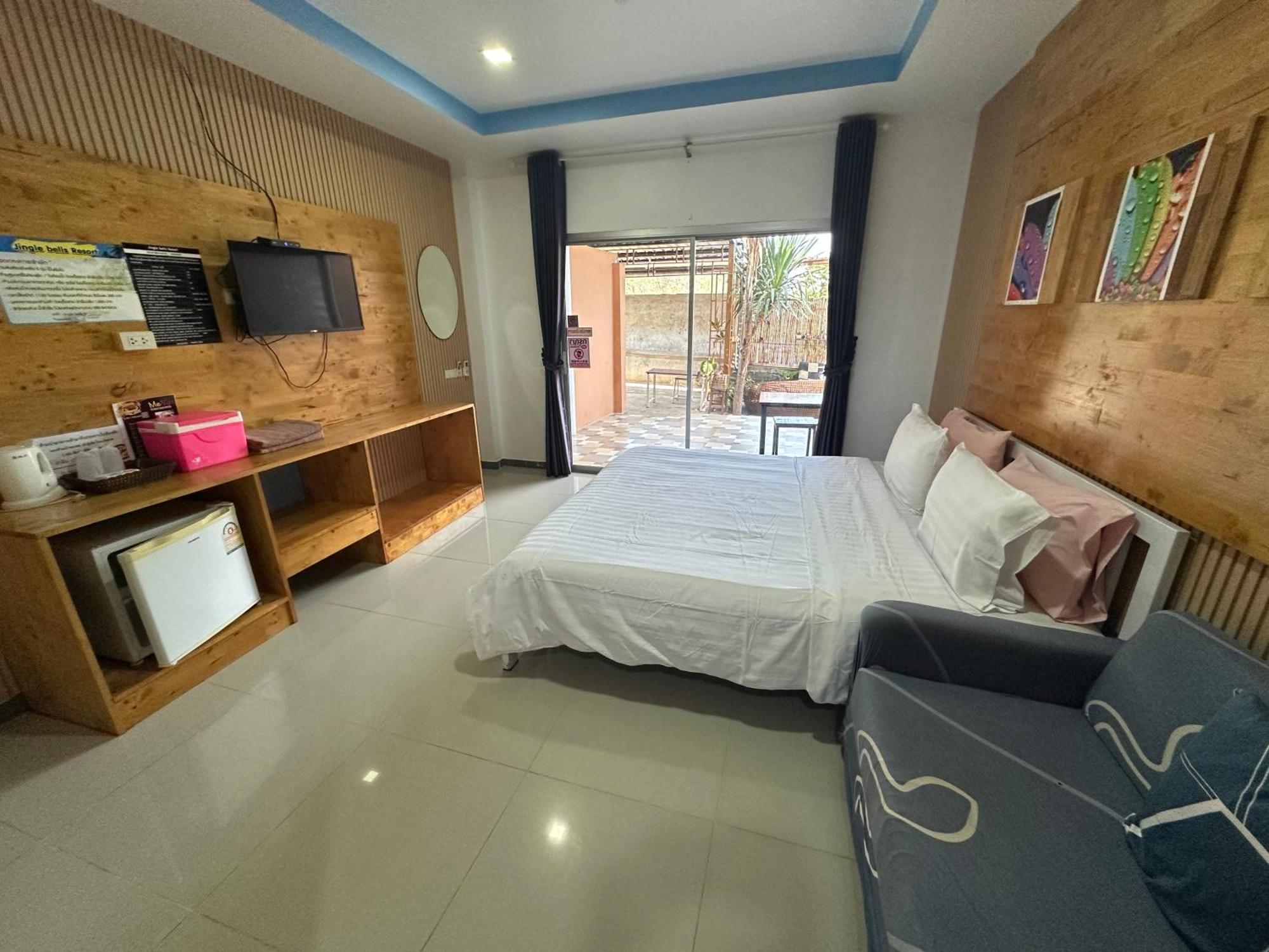 Jingle Bells Resort Koh Larn Exteriör bild