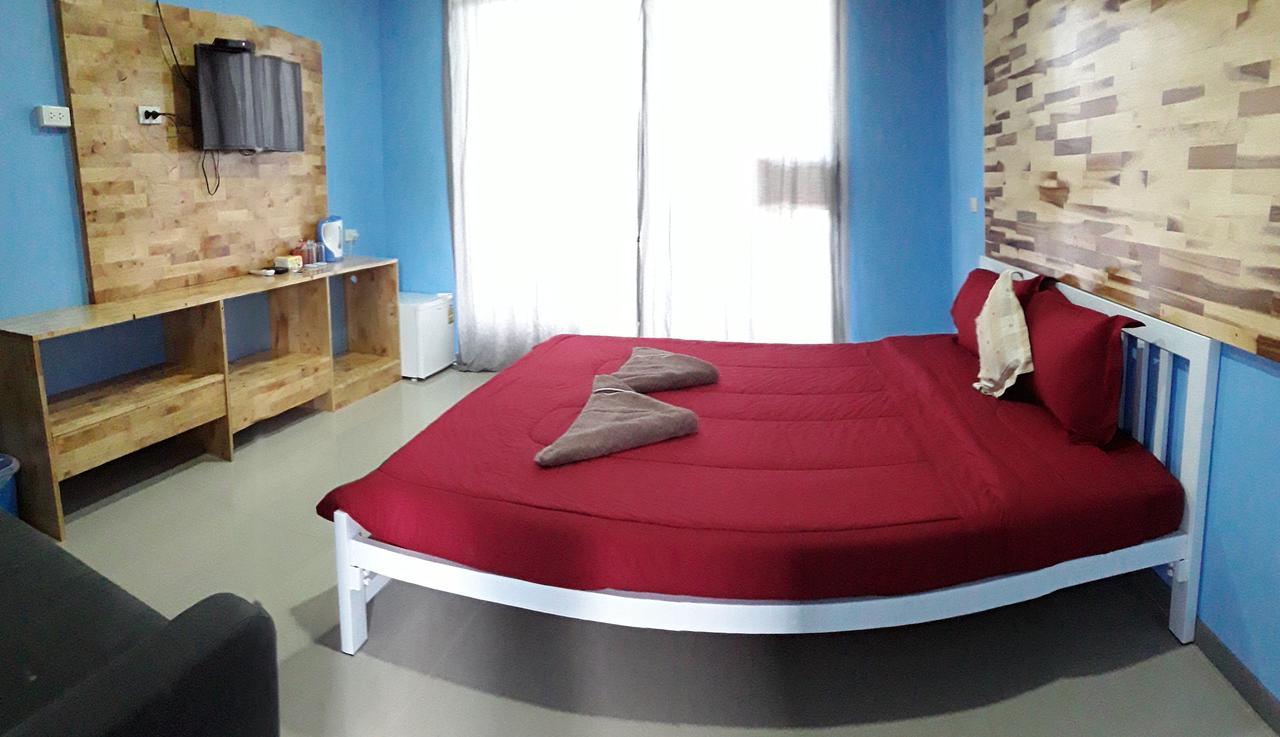 Jingle Bells Resort Koh Larn Exteriör bild
