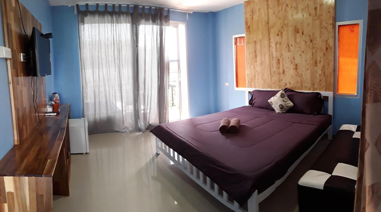 Jingle Bells Resort Koh Larn Exteriör bild