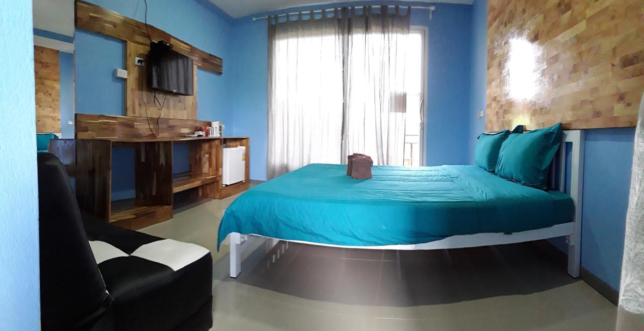 Jingle Bells Resort Koh Larn Exteriör bild